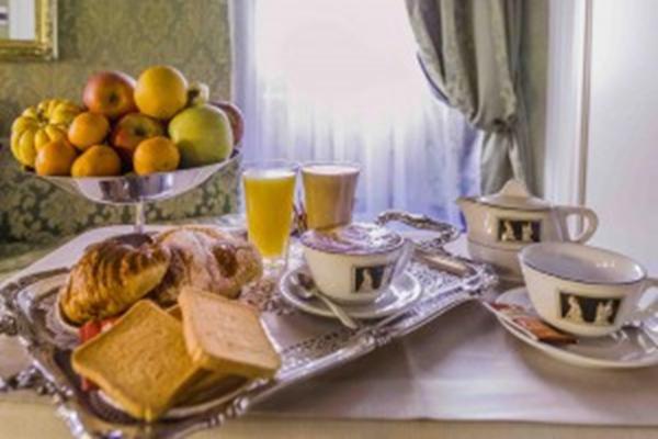 Affittacamere Residenza Canova Tadolini