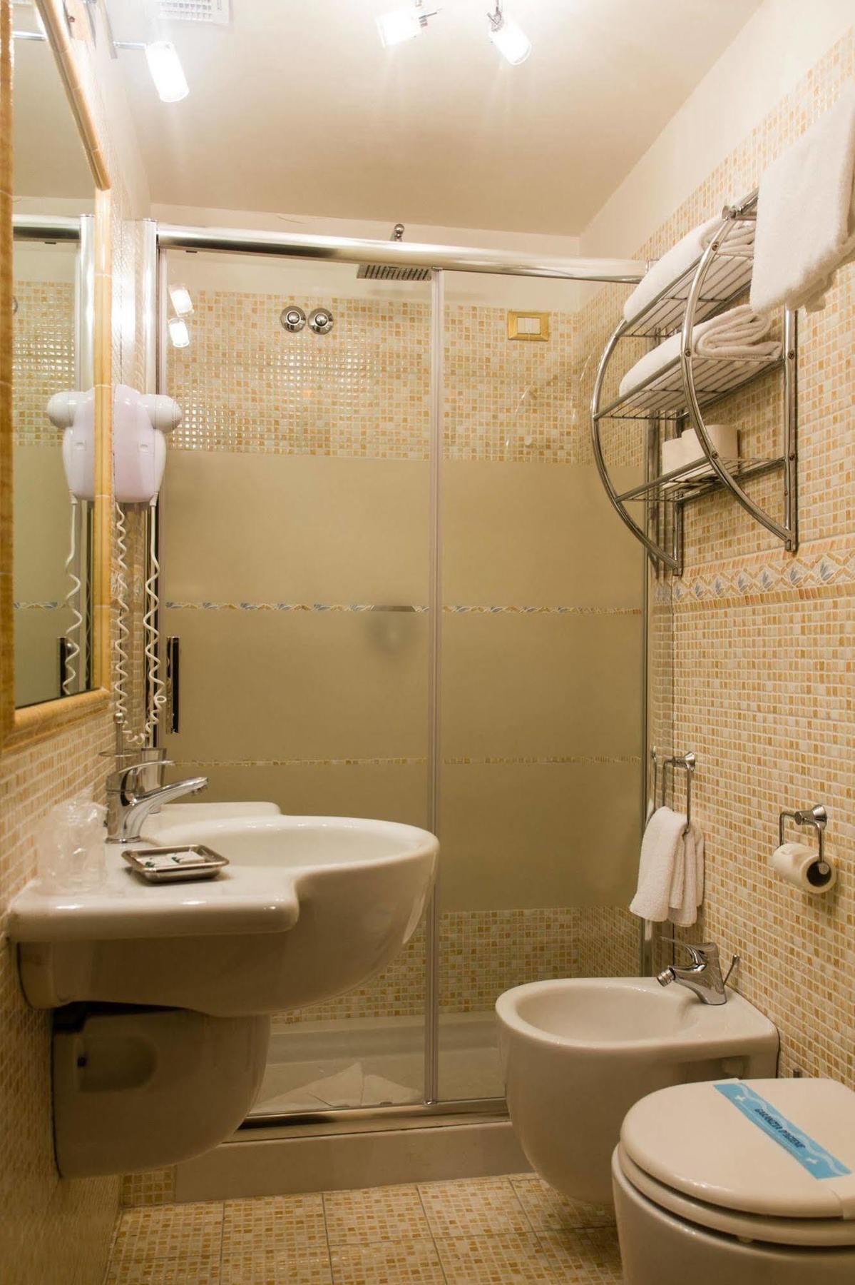 Residenza Canova Tadolini Luxury Rooms&suites