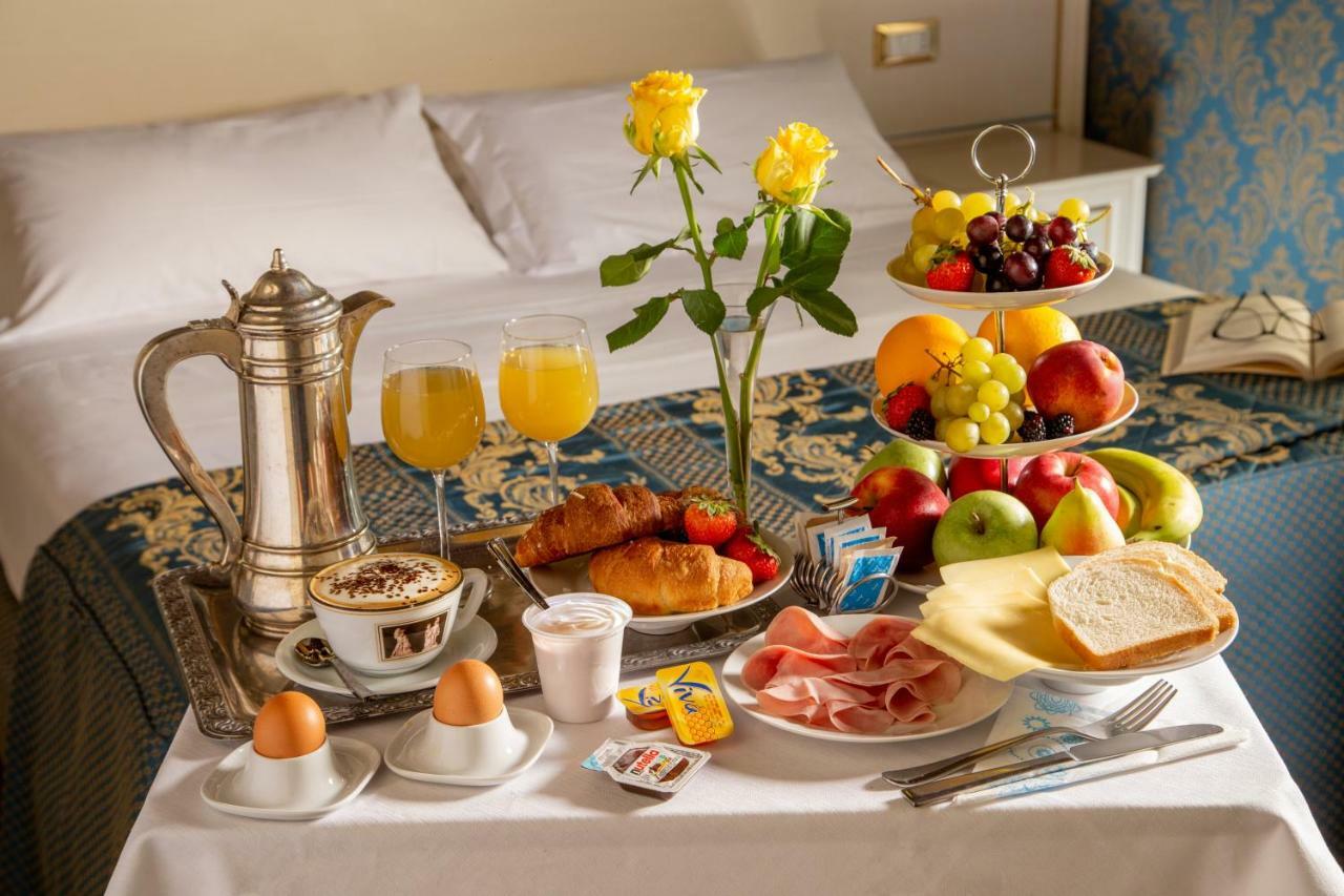 Residenza Canova Tadolini Luxury Rooms&suites Pensión Roma