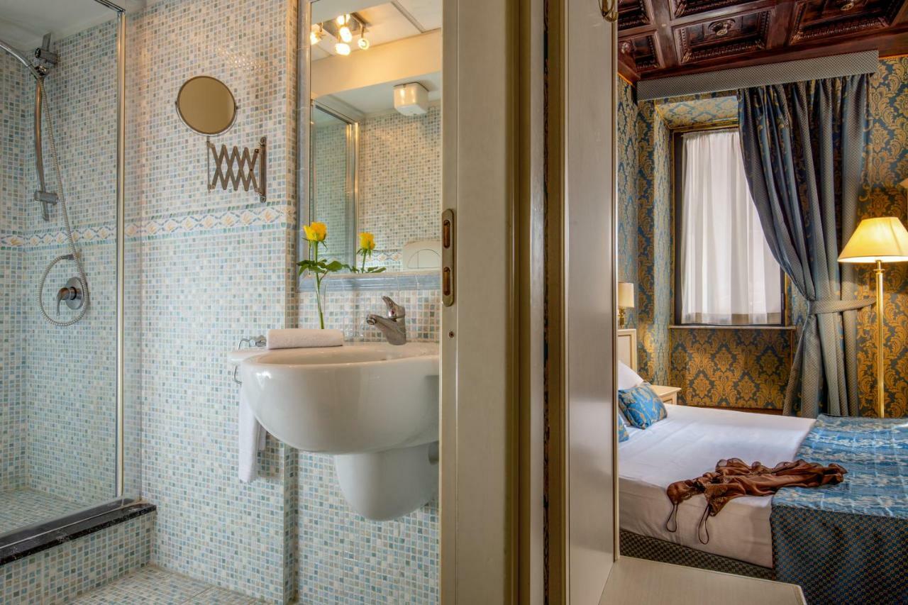 Residenza Canova Tadolini Luxury Rooms&suites Pensión
