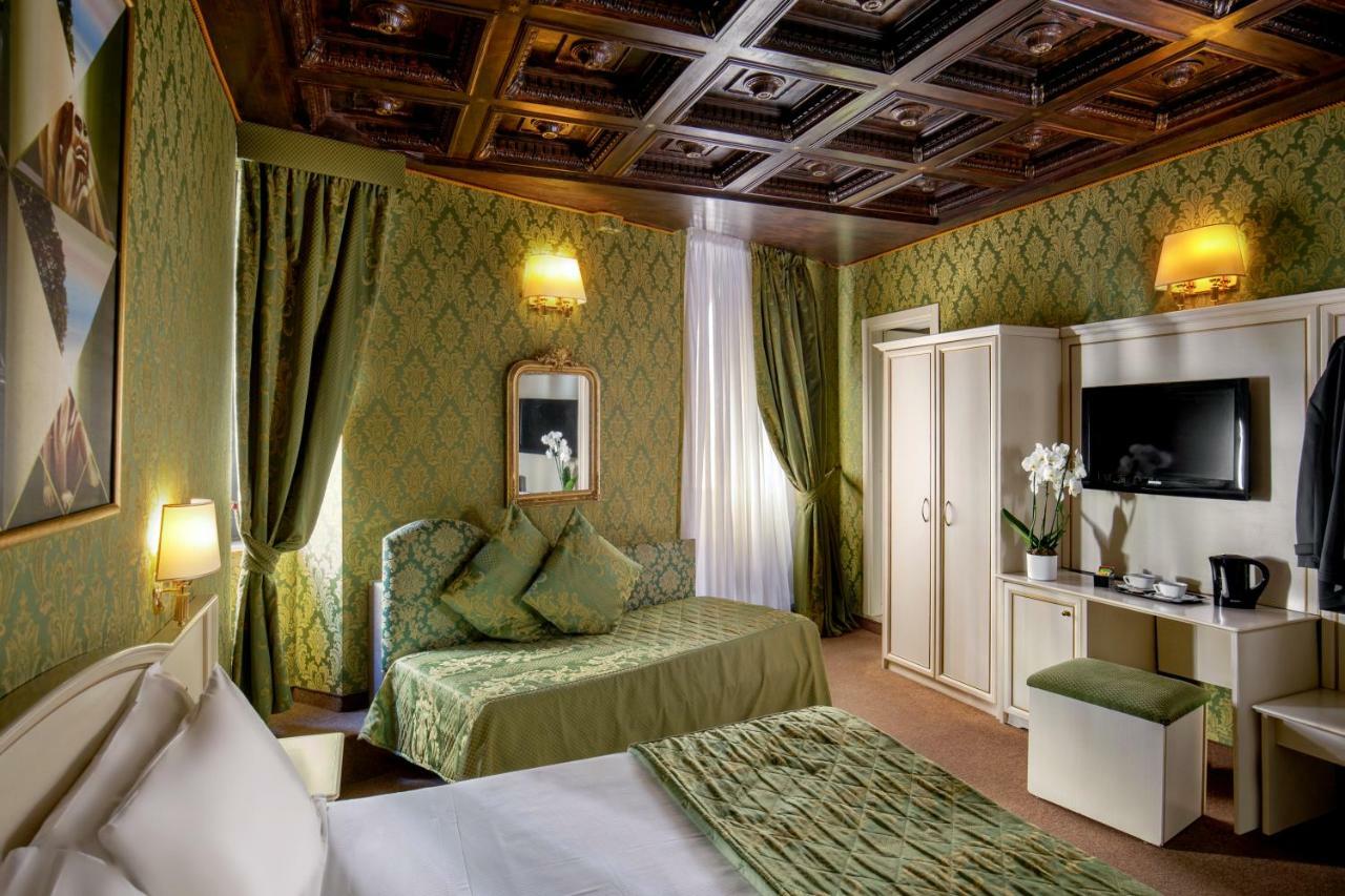 Residenza Canova Tadolini Luxury Rooms&suites Pensión Roma